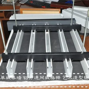 Wood Grain Aluminum Tube, Imitation Wood Metal Aluminum Pipe Instead of Wood Decoration thumbnail-4