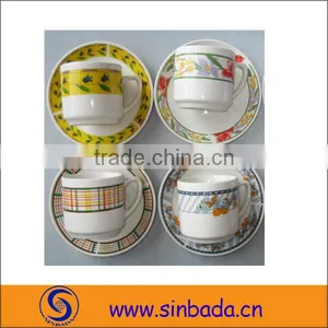 PORCELAIN TEA CUPS AND SAUCERS SET thumbnail-1