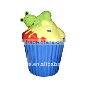 Ceramic Cupcake Cookie Jar With Frog thumbnail-1