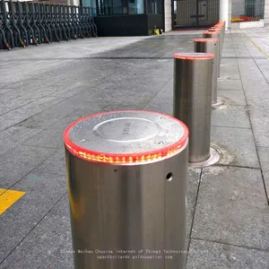 Reliable Factory Residential Retractable Telescopic Bollards Private Parking Driveway LED Light Posts Electric Metal Bollard thumbnail-1