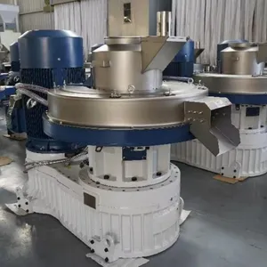 560 Vertical Ring Die Wood Pellet Machine 1.5-2T/H Biomass Pellet Mill 380v 132 Kw Motor Straw Sawdust Rice Husk Grass Long thumbnail-3