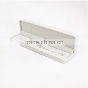 Wholesale Packaging Velvet Jewelry Ring Gift Box thumbnail-3