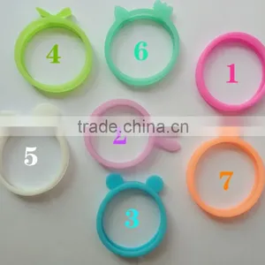 Wholesale Glow in Dark Silicon Phone Covers With Wristband Universal thumbnail-4