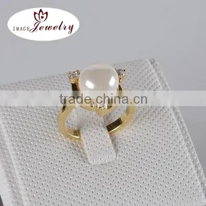 High Quality Fashion Jewelry Gold Wedding Peal Ring Enagement Ring thumbnail-1