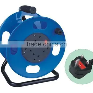 UK Cable Reel With Cable H05VV-F 3G1.25/1.50mm2 25M and 50M Extension Cord Reel thumbnail-1