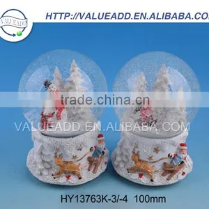 Competitive Price XMAS Polyresin Snow Globe Wedding Manufacturers in China thumbnail-1