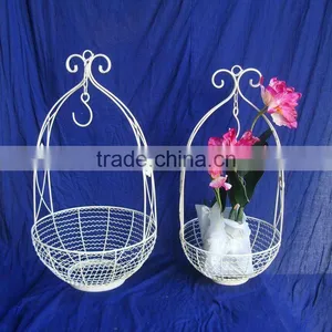 METAL PLANT HOLDER thumbnail-1
