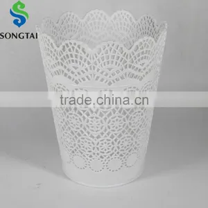 Plastic Round Hollow Out Garbage Bin thumbnail-1