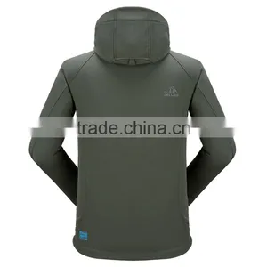Wholesale OEM Men Sports Outdoor Hunting Jacket Soft Shell Jacket thumbnail-5