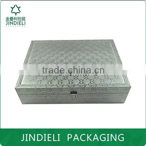 Silver Beautiful Professional Make up Cosmetic Case thumbnail-1