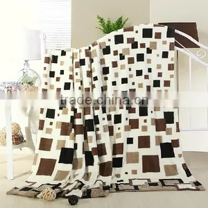 China Supplier Wholesale Flannel Blanket thumbnail-2