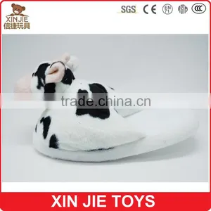 Good Quality Indoor Slippers Cow Shape Plush Slipper Custom Winter Warmly Slippers thumbnail-2