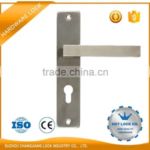 Low Price Zinc Alloy Design Door Handle Lock thumbnail-2