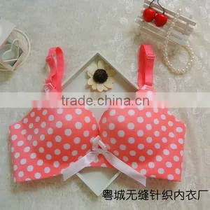 Newest Style One Piece Seamless Camisole Bra thumbnail-1