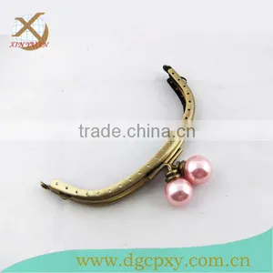ChInese Manufacturer Antique Brass DIY Sewing Coin Purse Frames Pink Beads Kiss Clasp thumbnail-3