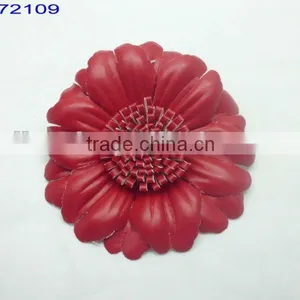 pu Leather Flower Brooch With Safety Pin thumbnail-1
