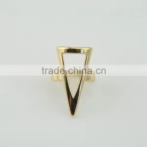 Simple Silver Metal Zinc Alloy Design Rings Jewelry With Triangle Shape thumbnail-5