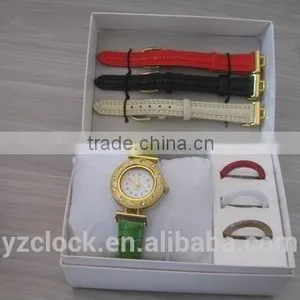 Hot Selling Vogue Women Watches in 2015 thumbnail-3