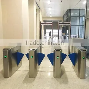 Special Made Retractable Flap Barrier Gate With 6 Pairs of IR Sensors for Saudi Arabia Market thumbnail-3