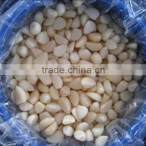 SALTED PEELED GARLIC thumbnail-1