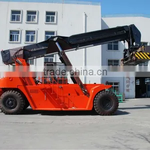 Containers 45 Ton Reach Stacker CRS450CCZ5 With Good Price for Sale thumbnail-2