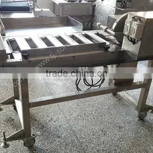 Fish Head Cutting Machine thumbnail-3