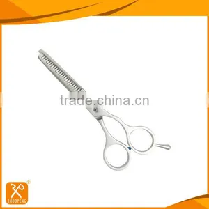 6-1/2'' 2016 New Japanese Steel Hair Cutting Barber Scissors With Zinc Ally Handle thumbnail-5