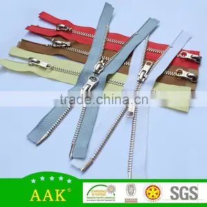 #5 Light Gold Teeth Double Slider Open End Luxury Zippers thumbnail-1
