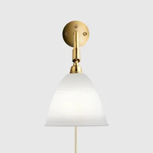 Bestlite_BL7_WallLamp_Brass_BoneChina_8cb91935-a3de-4a6a-8249-2adcebbf885e_grande