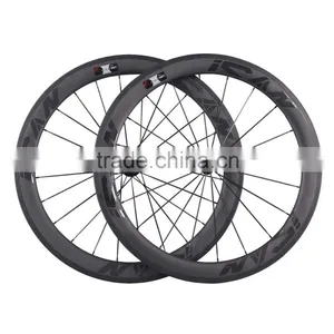 China Suppliers OEM 700C Carbon Clincher Tubeless Ready 25mm Width Road Rims Road Bike Wheels thumbnail-1
