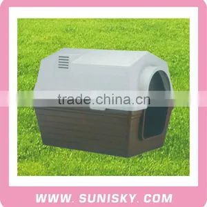 Plastic Pet House thumbnail-1