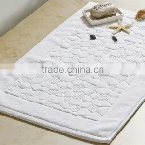 Custom Embroidery Logo White Floor Towel Cotton Wholesale Hotel Bath Mat thumbnail-4