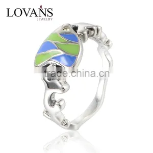 New Designer Adjustable Enamel Fish Shape Silver Ring With Rhinestone thumbnail-1