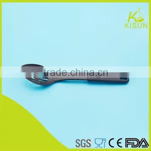 2015 High Quality Made in China Kitchen Leak Spoon Nylon Spoon With Hole thumbnail-2