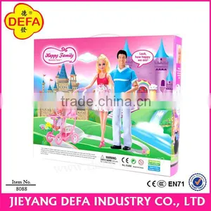 Defa Lucy Family Style Father, Pregnancy Mother and Child Outside Together thumbnail-1