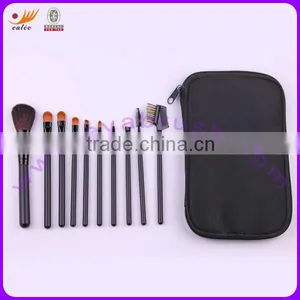 Personalized Beautiful Makeup Brush Set With Wooden Handle thumbnail-1