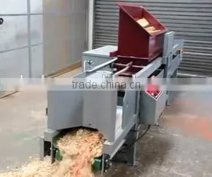 4 Blades Insided Automatic Wood Shaving Machine thumbnail-2