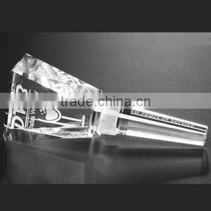 Wedge Shaped Crystal Wine Stopper Bottle Stopper on Sale thumbnail-1