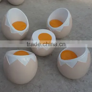 Fiberglass Outdoor Egg Table and Chair thumbnail-1