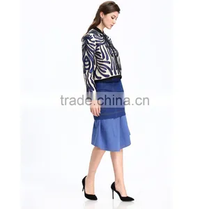 Domin 2017 Fashion Ladies Beading and Embroidery Coat thumbnail-5