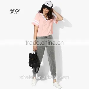 Woman's Velvet Fabric Track Pants Casual Wear Loose Sweat Jogger Pants thumbnail-4