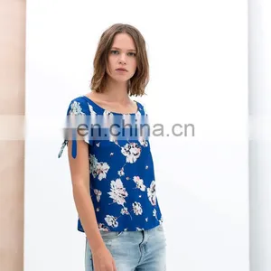 New Style Ladies High Qualtiy Shirt Flower Fashion Blouse thumbnail-1