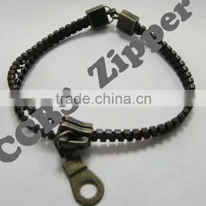 High Quality Y Teeth No.5 Fashion Zipper Bracelet for Sales thumbnail-1