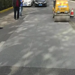 Net Crack Mat for Road Surface Crack Repair in Rolls thumbnail-2