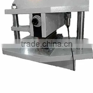 V-cut Pcb Depaneling Machine Made in China thumbnail-1