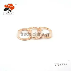 Precious Elegant Gold Wedding Alloy Ring Jewelry Set thumbnail-1