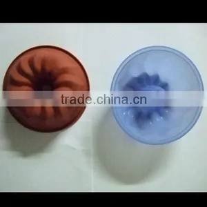 Silicone Round Cake Pans thumbnail-1