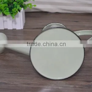Enamel Watering Can With Customized Logo and Color thumbnail-4