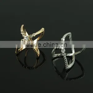 New Design X Shape Ladies Gold & Silver Finger Ring thumbnail-2