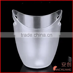 Acrylic Ice Bucket With Habdle thumbnail-1